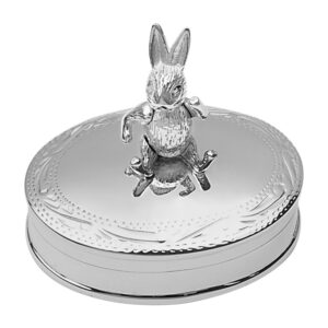 Ezüst nyuszis dobozka az első fognak vagy hajtincsnek, tökéletes választás keresztelőre, babaváróra vagy gyermekszoba dekorációként.