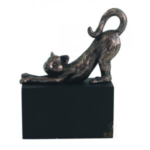 Macska szobor. Bronz bevonatú macska műgyanta szobor, kézzel befejezett minden egyes apró részlete.