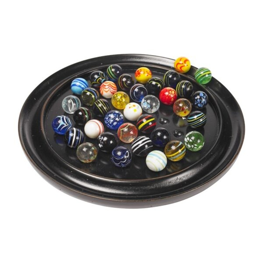 Solitaire velencei üveggolyókkal játék az Authentic Modelstől.