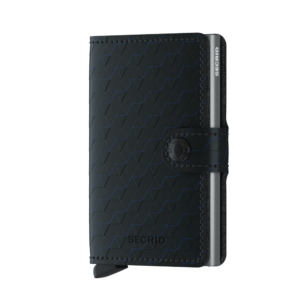 Secrid Miniwallet Optical Black Titanium fekete színben, lágy tapintású, sima felületű marhabőrből.