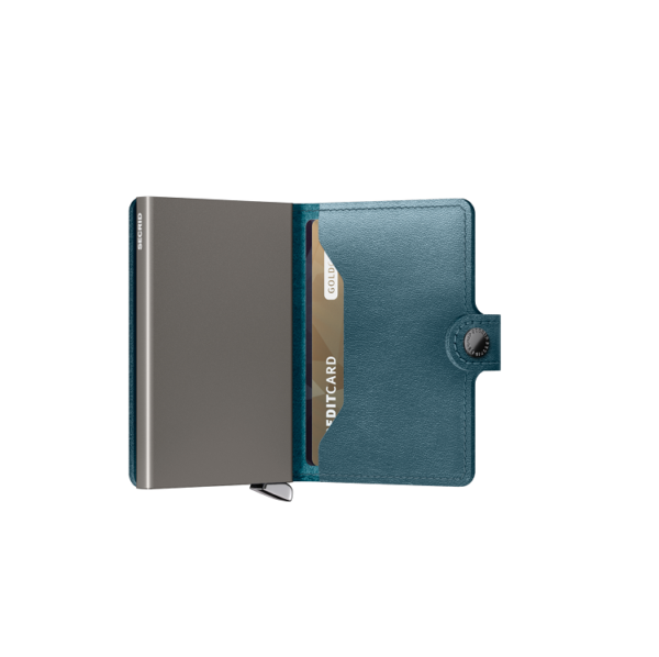 Premium Slimwallet Dusk Teal egy puha, kiváló minőségű, növényi cserzésű, növényi cserzett marhabőr.
