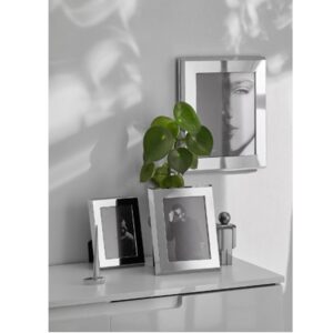 Egyedi 20 x 25 cm-es képkeret a Philippi MODA sorozatából.
