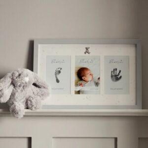 Kéz- és lábnyomkeret tintapárnával a BAMBINO BY JULIANA®-tól.
