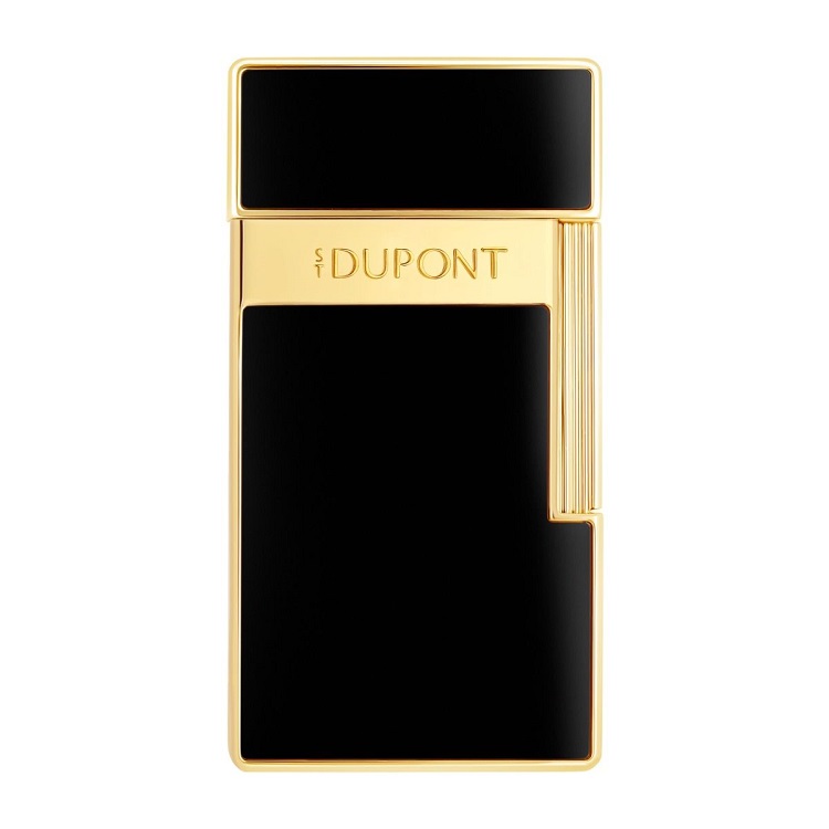 S.T. Dupont Biggy öngyújtó - fekete-arany. Félúton a Megajet és a Ligne 2 között, az új Biggy/Big D egy olyan öngyújtó, amely a kifinomultságot és a hatékonyságot ötvözi, a különálló tárgyak szerelmeseinek.