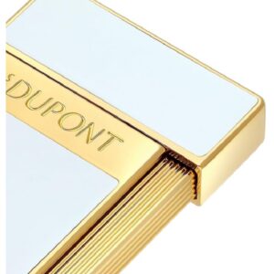 A S.T. Dupont öngyújtó Slimmy a Maison archívumaiból inspirálódott, és az ikonikus Line 2 és az ikonikus Slim 7, a világ legvékonyabb luxus öngyújtója. A Slimmy gondosan megtervezett fehér lakkból készült, arany díszítéssel.