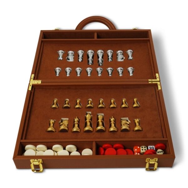 Elegéns, sakk és backgammon bőr táskában az Authentic Modelstől.