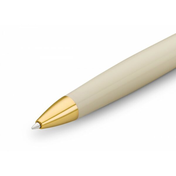 A KAWECO STUDENT golyóstoll 70's Soul kiadása, amely a nosztalgikus hangulatot ötvözi a Kaweco-tól megszokott kiváló minőséggel és megbízhatósággal.