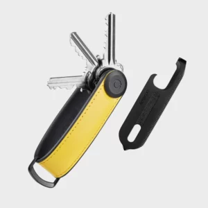 Orbitkey kulcstartó szett, Hybrid bőr - napsárga. Elegáns és luxus kulcstartó, kiváló minőségű, időtálló felsőrétegű bőrből. Könnyű védőbevonattal ellátva a tartósság növelése érdekében.