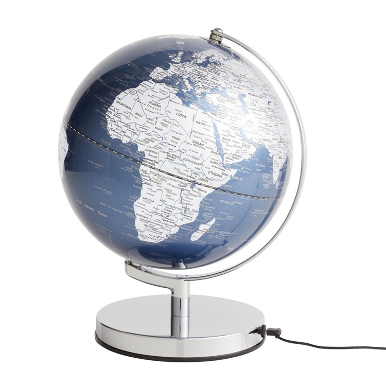 Földgömb Terra Light- világítós kék, ezüst.  Világító földgömb, teljes magassága 32 cm, forgatható, stabil krómozott fém talppal.