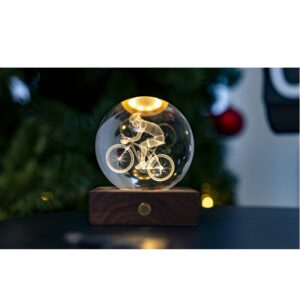 Kristálylámpa - Kerékpáros. Varázsoljon különleges hangulatot otthonába az Amber Crystal Light kristálylámpával.