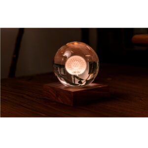 Kristálylámpa - Pitypang. Varázsoljon különleges hangulatot otthonába az Amber Crystal Light kristálylámpával.