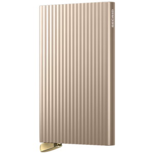 Secrid bankkártyatartó - Premium Cardprotector Fluted. A Secrid Premium Cardprotector Fluted a modern pénztárcák új generációját képviseli, ahol a prémium anyaghasználat, a biztonság és az elegáns megjelenés tökéletes harmóniában találkozik.