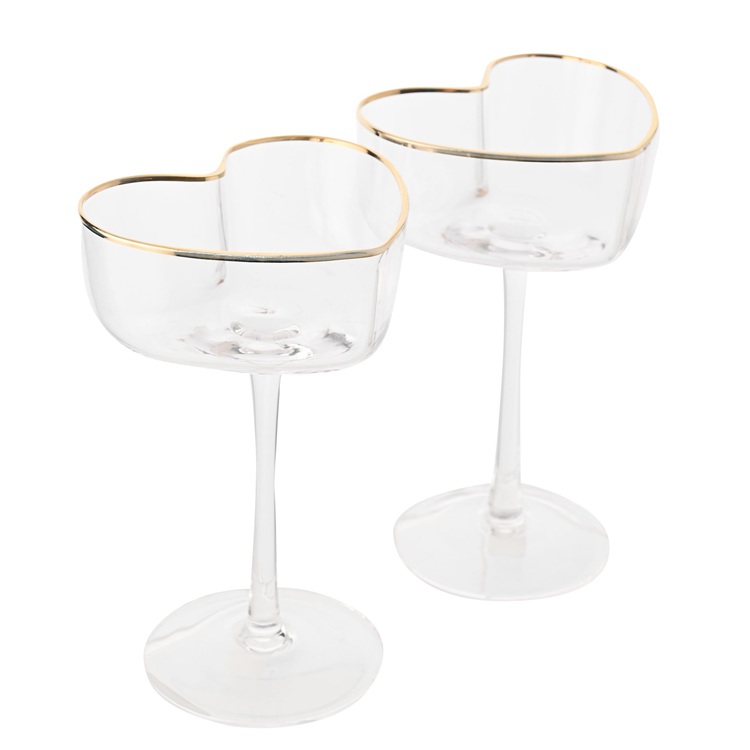 Martinis pohárkészlet - 2 db. Kiváló választás esküvőre, eljegyzésre, születésnapra vagy a szerelmének meglepetésként.