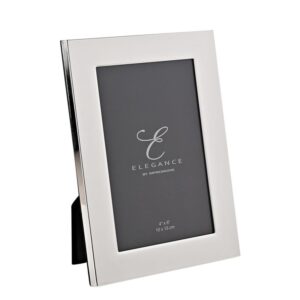Képkeret Elegance - 10x15. Egy rendkívül elegáns, széles szegélyű képkeret, amely ragyogó, tükörfényes ezüstözött bevonatot kapott.