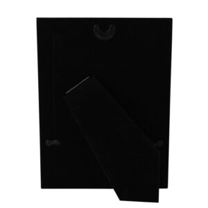 Képkeret Elegance - 13x18. Egy rendkívül elegáns, széles szegélyű képkeret, amely ragyogó, tükörfényes ezüstözött bevonatot kapott.